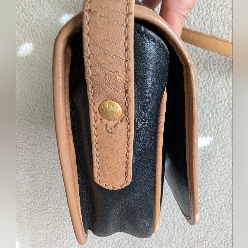 Celine Black and Tan Leather Crossbody Bag - Picture 6 of 16
